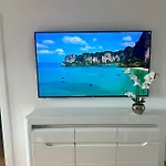 Luxe Apartment Blue Lagoon